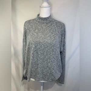 Long sleeve mock neck shirt